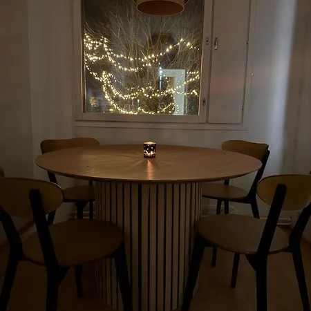 Arctic Rowhouse Дом отдыха